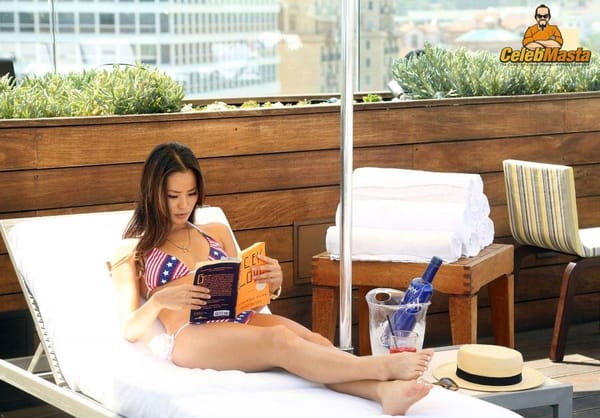 Hot Jamie Chung Cleavage & See Through Pics photo 26