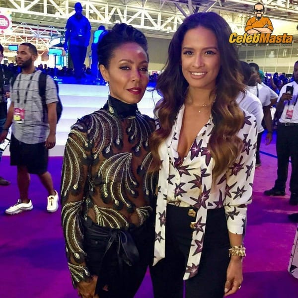 Hot Jada Pinkett Smith Nipples & See-Through Tits Photos photo 5