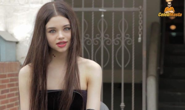 Various India Eisley Red Carpet And Modelling Gallery photo 17