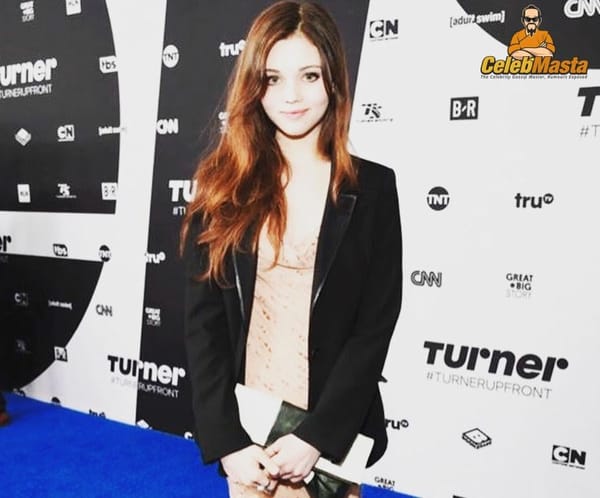 Various India Eisley Red Carpet And Modelling Gallery photo 32
