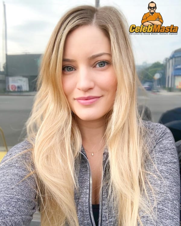 Justine Ezarik Pics Collection photo 5