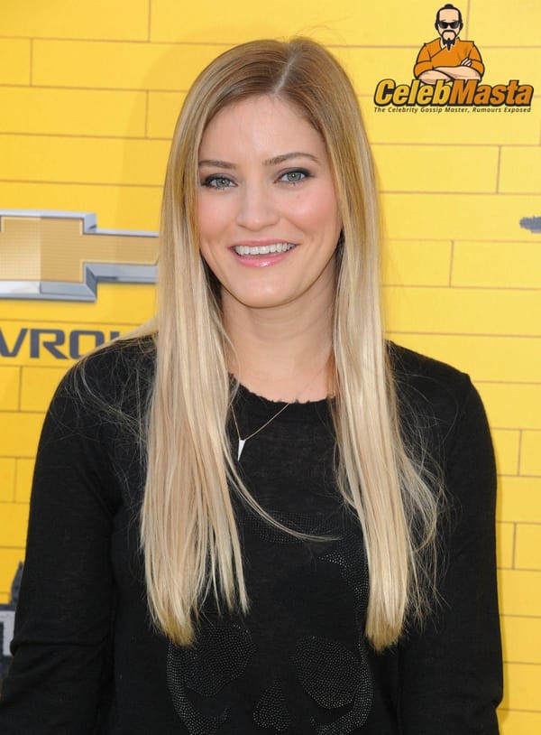 Justine Ezarik Pics Gallery photo 5