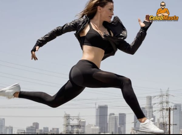 Hilary Swank Ass & Legs Paparazzi Pictures photo 2