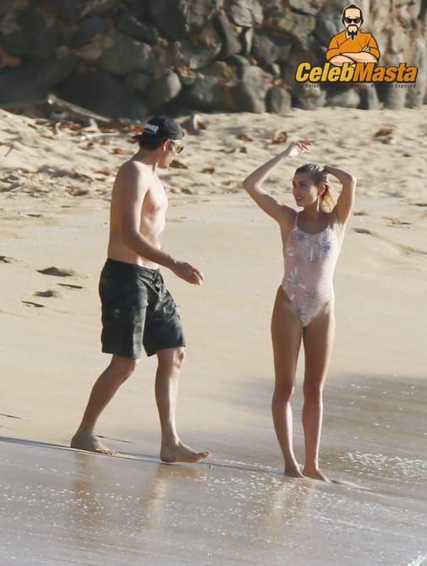 Hailey Baldwin Wedgie Bikini Exposing Nipples Pics photo 36