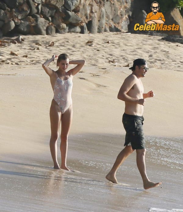 Hailey Baldwin Wedgie Bikini Exposing Nipples Pics photo 39