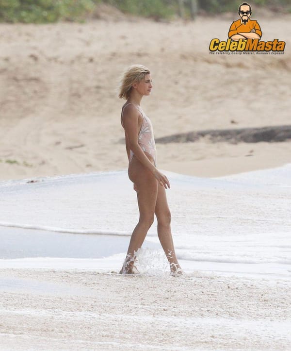 Hailey Baldwin Wedgie Bikini Exposing Nipples Pics photo 45