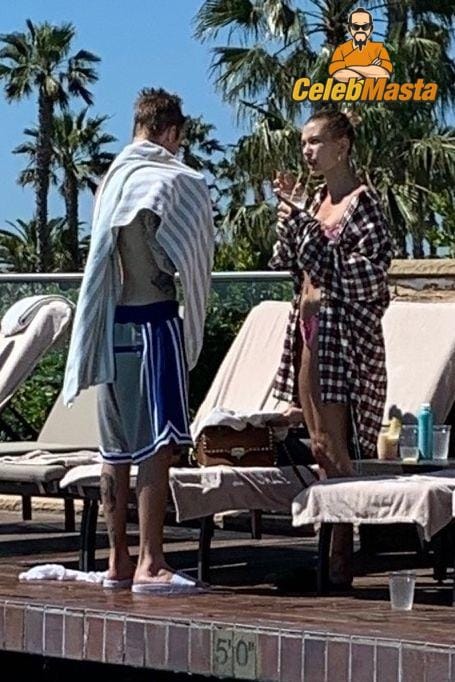 Homemade Selfies Of Hailey Baldwin At Pool Party photo 5