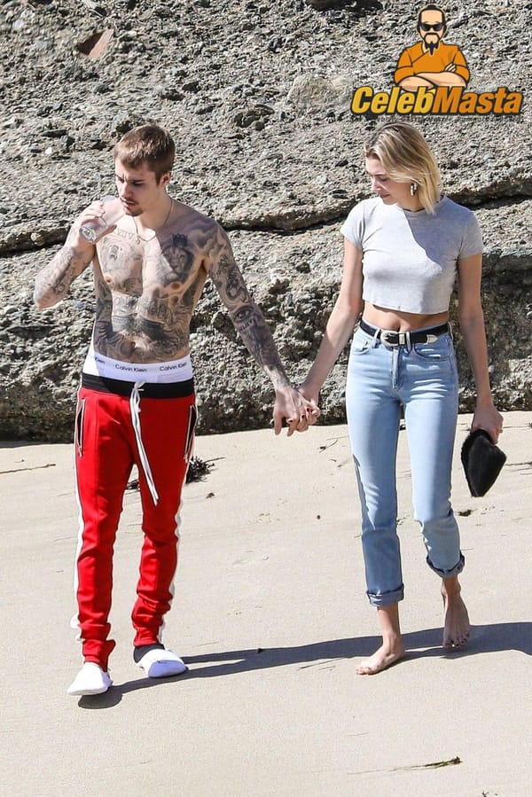 Homemade Selfies Of Hailey Baldwin At Pool Party photo 41