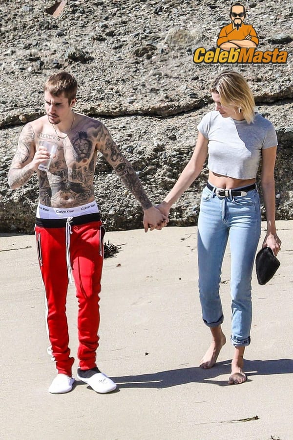 Homemade Selfies Of Hailey Baldwin At Pool Party photo 49