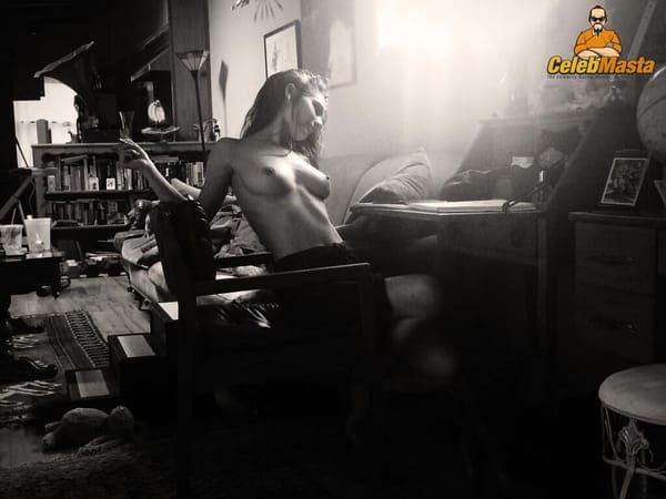 Random Paparazzi & See Through Photos of Caitlin Stasey photo 5