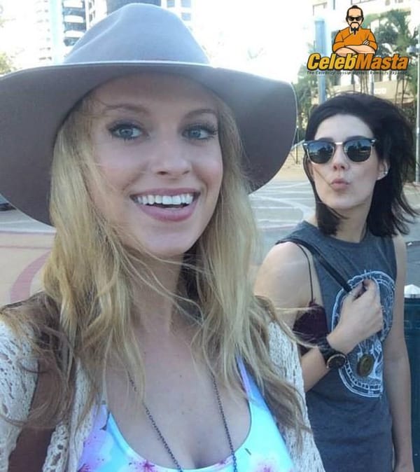 Bikini Body of Barbara Dunkelman on The Beach Pictures photo 1