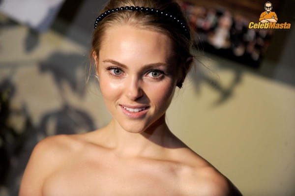 AnnaSophia Robb Boobs and Nipples Photos photo 8