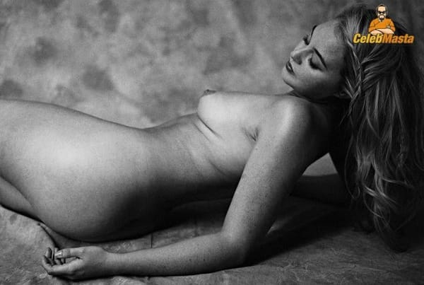 Iskra Lawrence Tits & Nipples Revealed Photos photo 6