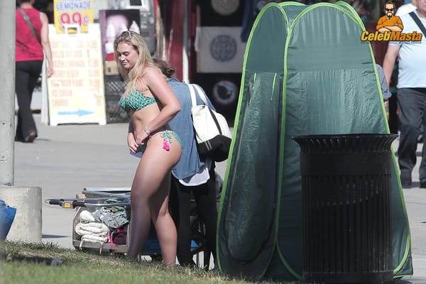 Iskra Lawrence Bikini Vacation Photos photo 3