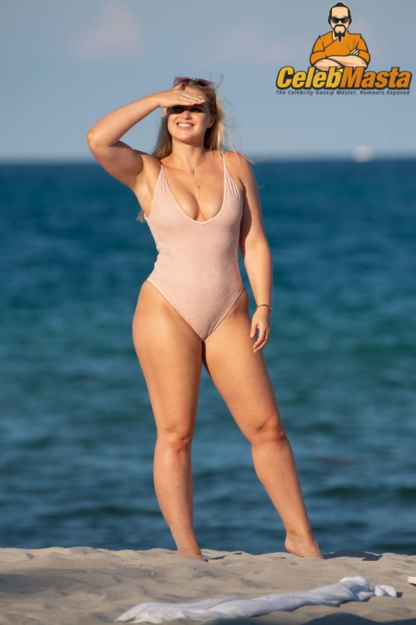 Iskra Lawrence Bikini Vacation Photos photo 44