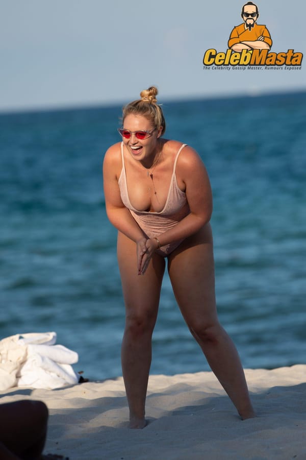 Iskra Lawrence Bikini Vacation Photos photo 60