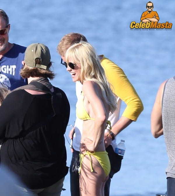 Anna Faris Tits & Ass Photos photo 53
