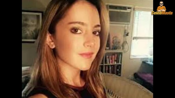 Photo Gallery: Alexa Nikolas photo 3