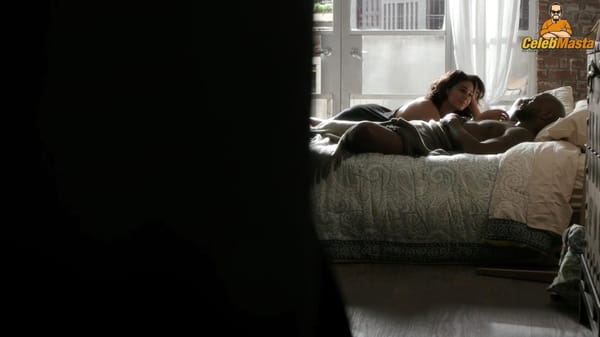 Hot Emmanuelle Chriqui Nipples & Pussy Photos photo 19