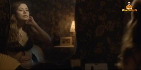 Hot Images of Miranda Cosgrove Titties & Booty photo 8