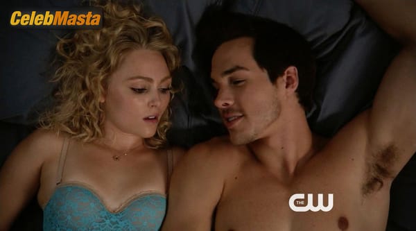 AnnaSophia Robb Photos from The Carrie Diaries photo 6