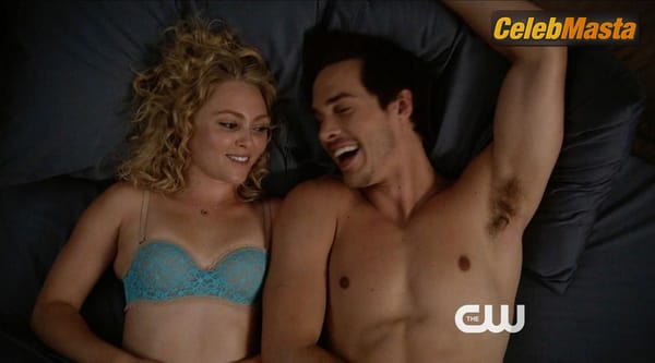 AnnaSophia Robb Photos from The Carrie Diaries photo 9