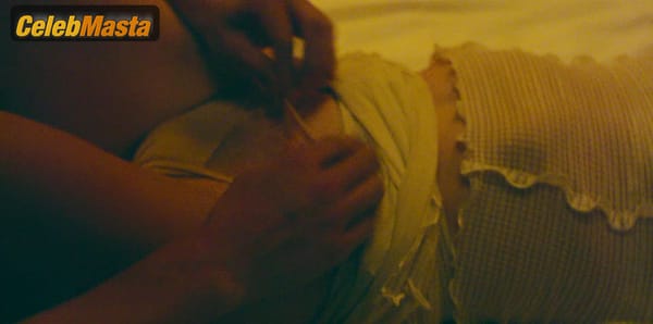 Anne Hathaway Photo Set from The Idea Of You photo 7