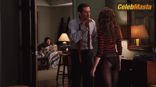 Anne Hathaway Photo Gallery from Love And Other Drugs photo 6