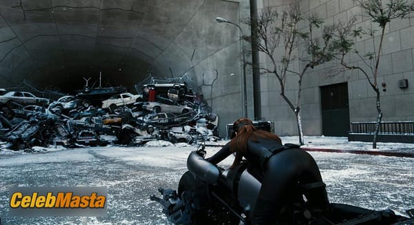 Anne Hathaway Photo Set from The Dark Knight Rises photo 3