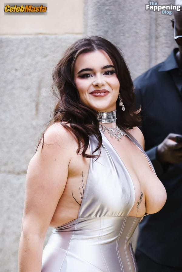 Barbie Ferreira Pics: Flaunts Her Huge Boobs At Milan Fashion Week Event photo 4