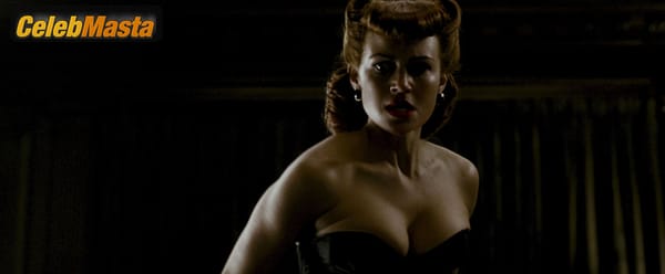 Carla Gugino Photo Collection from Watchmen photo 1