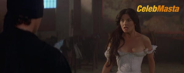 Catherine Zeta-Jones Scene Photos Gallery from The Mask Of Zorro photo 9