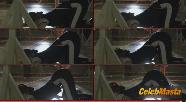 Catherine Zeta-Jones Photo Set from Entrapment photo 19
