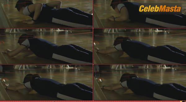Catherine Zeta-Jones Photo Set from Entrapment photo 20