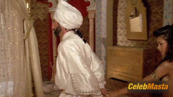 Catherine Zeta-Jones Photo Set from Les 1001 Nuits photo 8