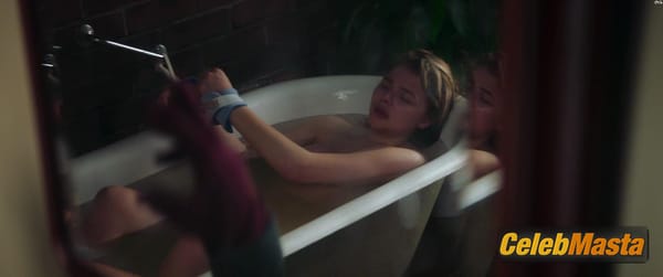 Chloe Grace Moretz Scene Photos Gallery from Greta photo 2