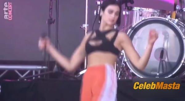 Dua Lipa Photo Set from Arte Concert photo 40