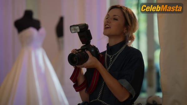 Diana Gomez Scene Photos Gallery from Valeria photo 45