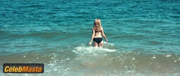 Elizabeth Banks Photo Collection from The Better Sister photo 8