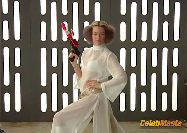 Elizabeth Banks Photo Collection from Zack And Miri Make A Porno photo 8