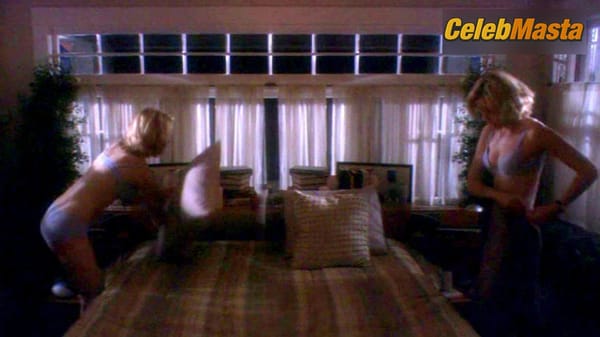 Elizabeth Banks Photos from Sexual Life photo 6