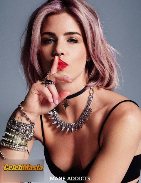 Emily Bett Rickards Photo Gallery: For Mane Addicts Muse photo 1