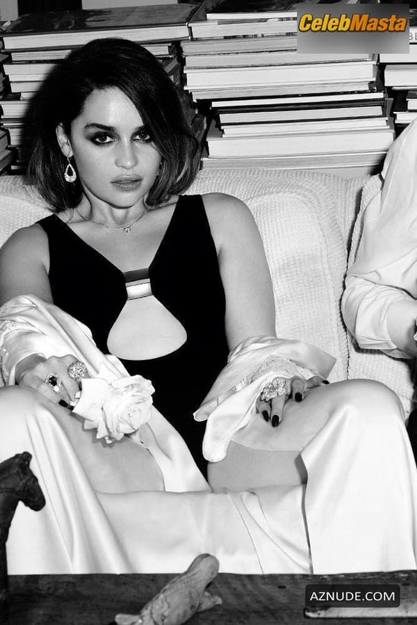 Emilia Clarke Photo Set from Esquire photo 8