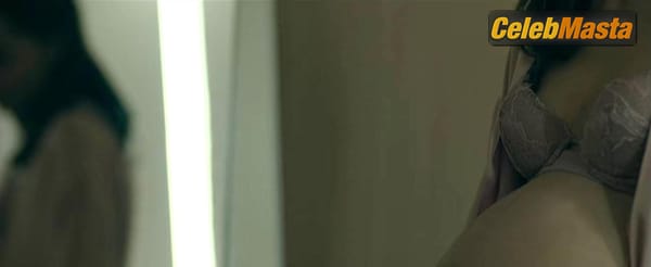 Emilia Clarke Photo Collection from The Pod Generation photo 1