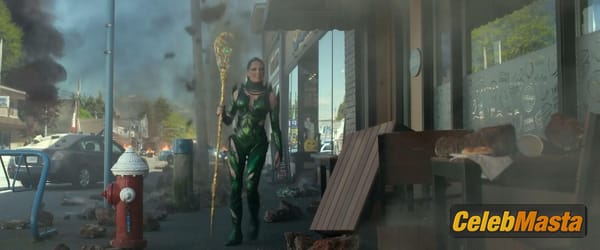 Elizabeth Banks Scene Photos Gallery from Power Rangers photo 8