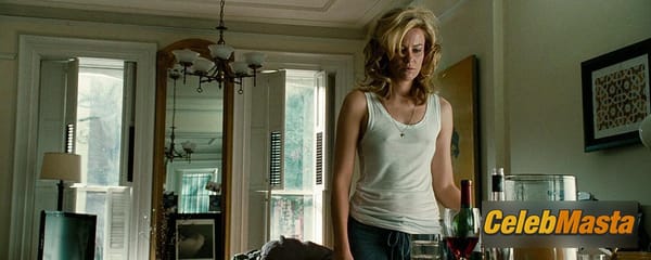 Elizabeth Banks Photo Set from Man On A Ledge photo 3
