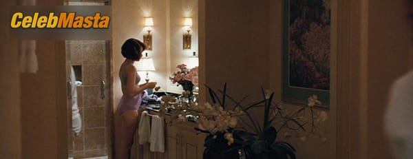 Elizabeth Banks Photo Gallery from W. photo 3