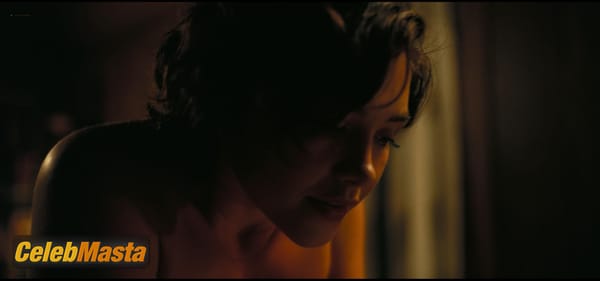 Photo Gallery: Florence Pugh in Oppenheimer photo 1