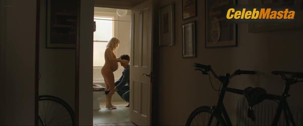 Florence Pugh Photos from We Live In Time photo 33