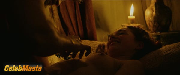 Florence Pugh Photo Gallery from Outlaw King photo 6